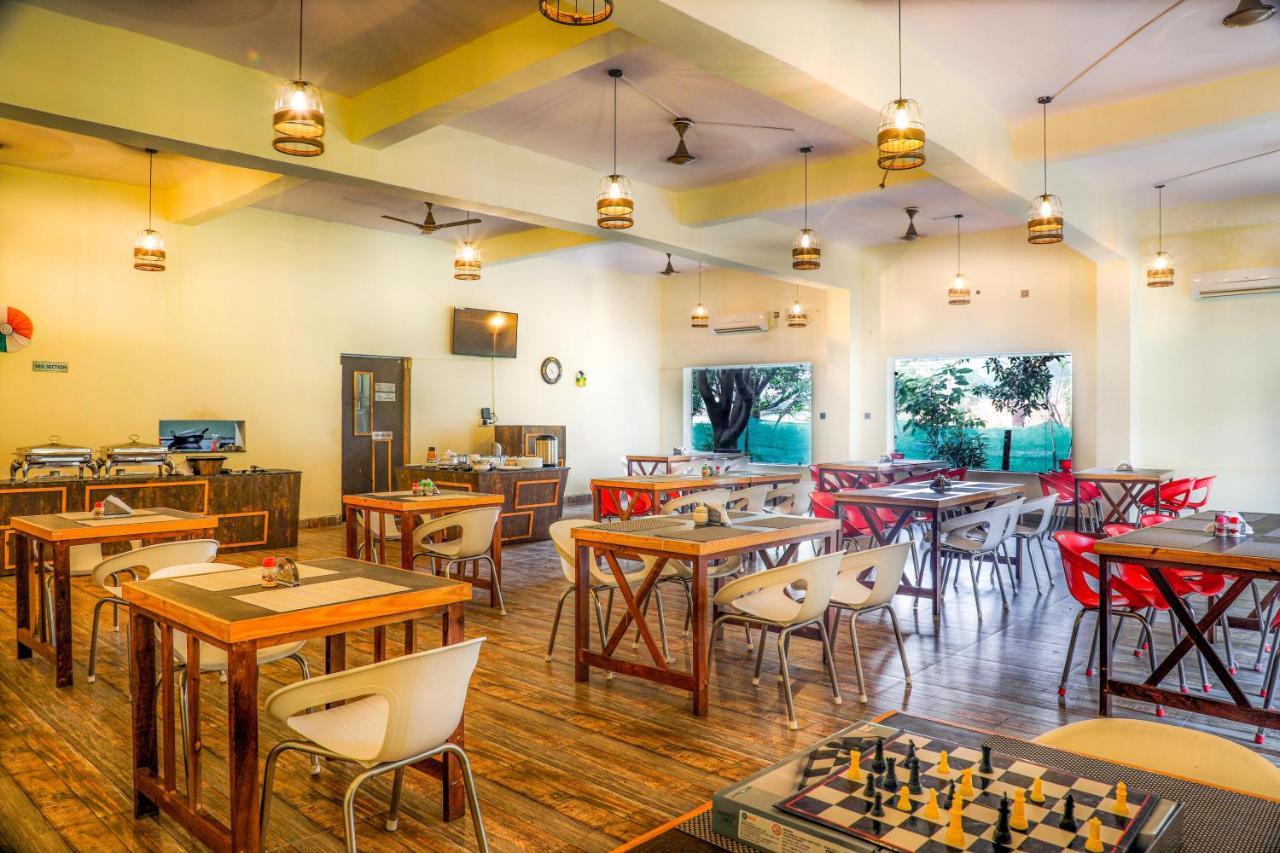 Wanderlust Corbett Resort Garjia Exteriör bild